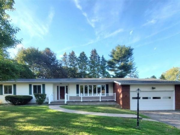 6 Indian Mound Drive, Whitesboro, NY 13492