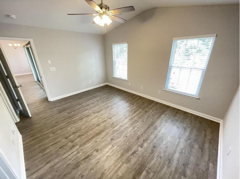 4996 Southgate Pkwy. Photo 18