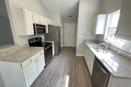 4996 Southgate Pkwy. photo 4