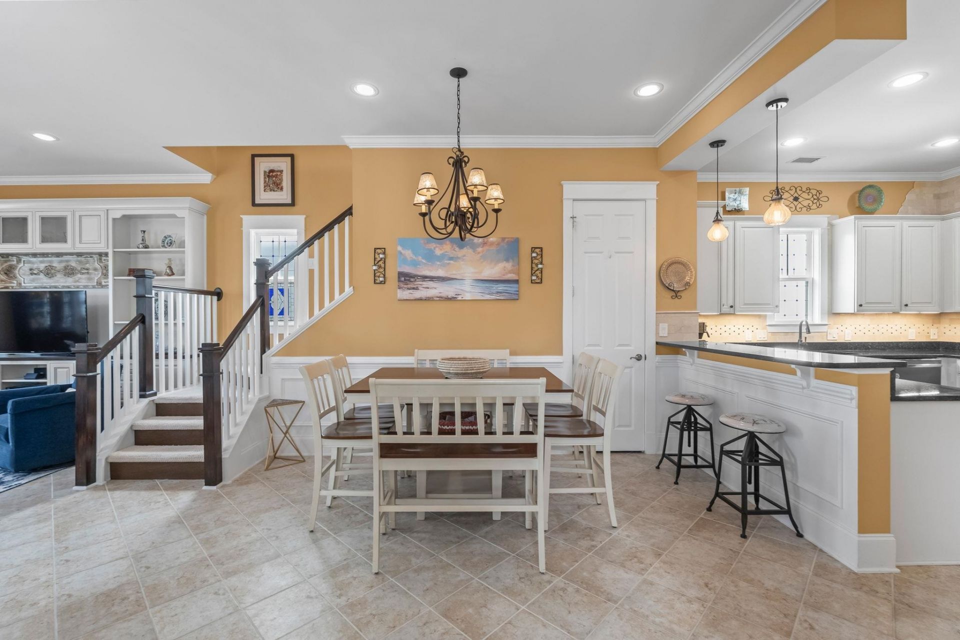 774 Johnson Ave.  Photo 14