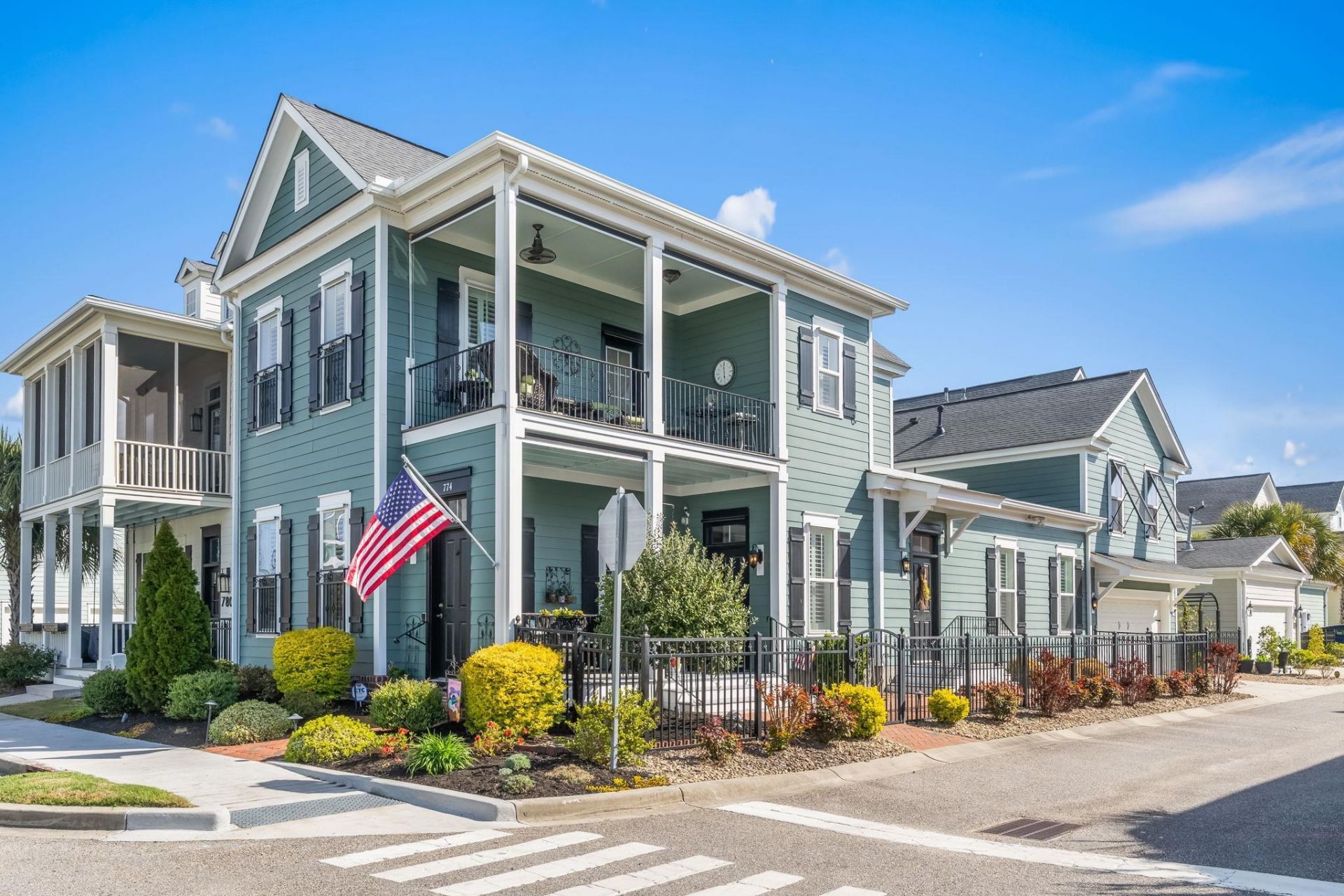 774 Johnson Ave.  Photo 50