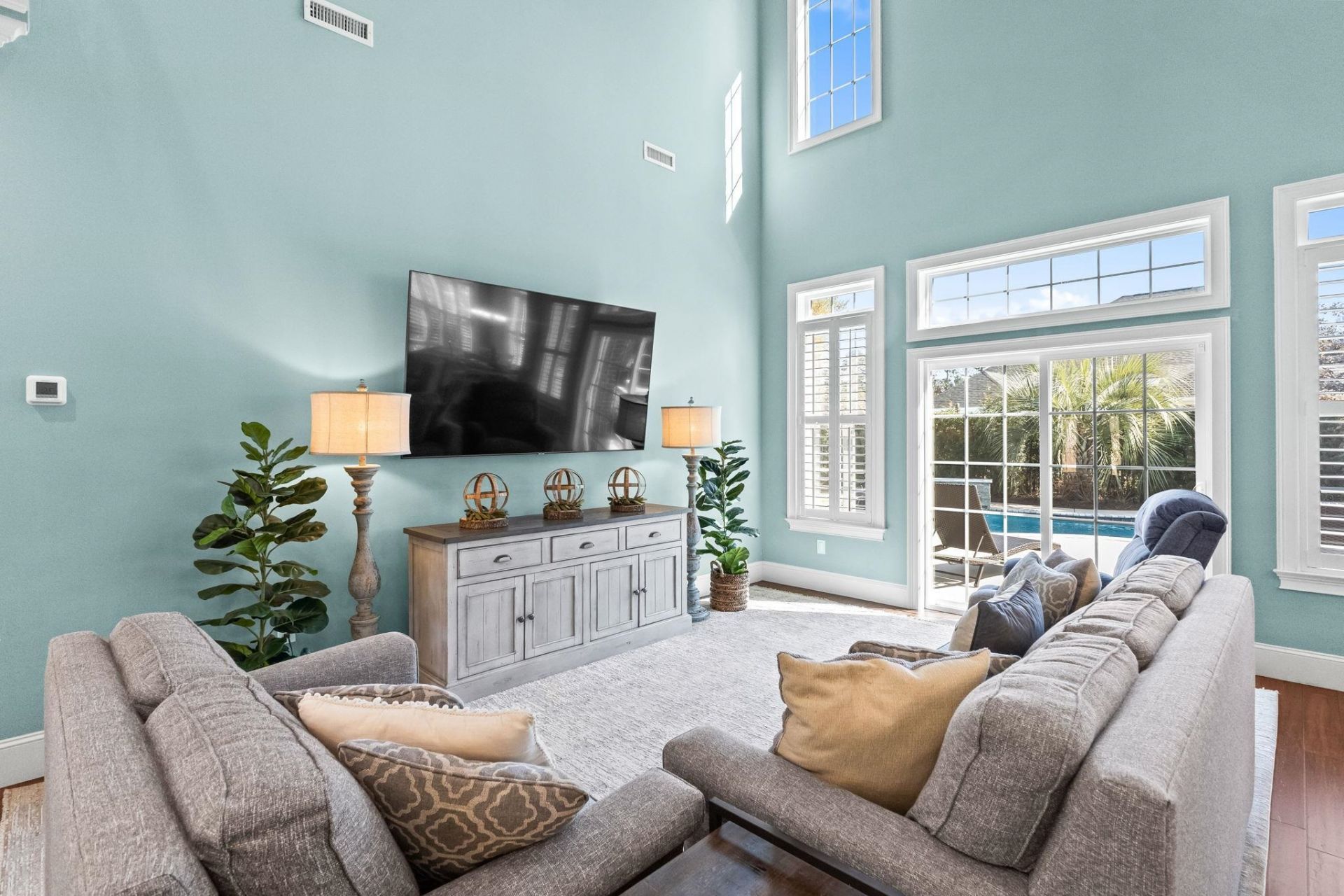 900 Berwick Ln.  Photo 18