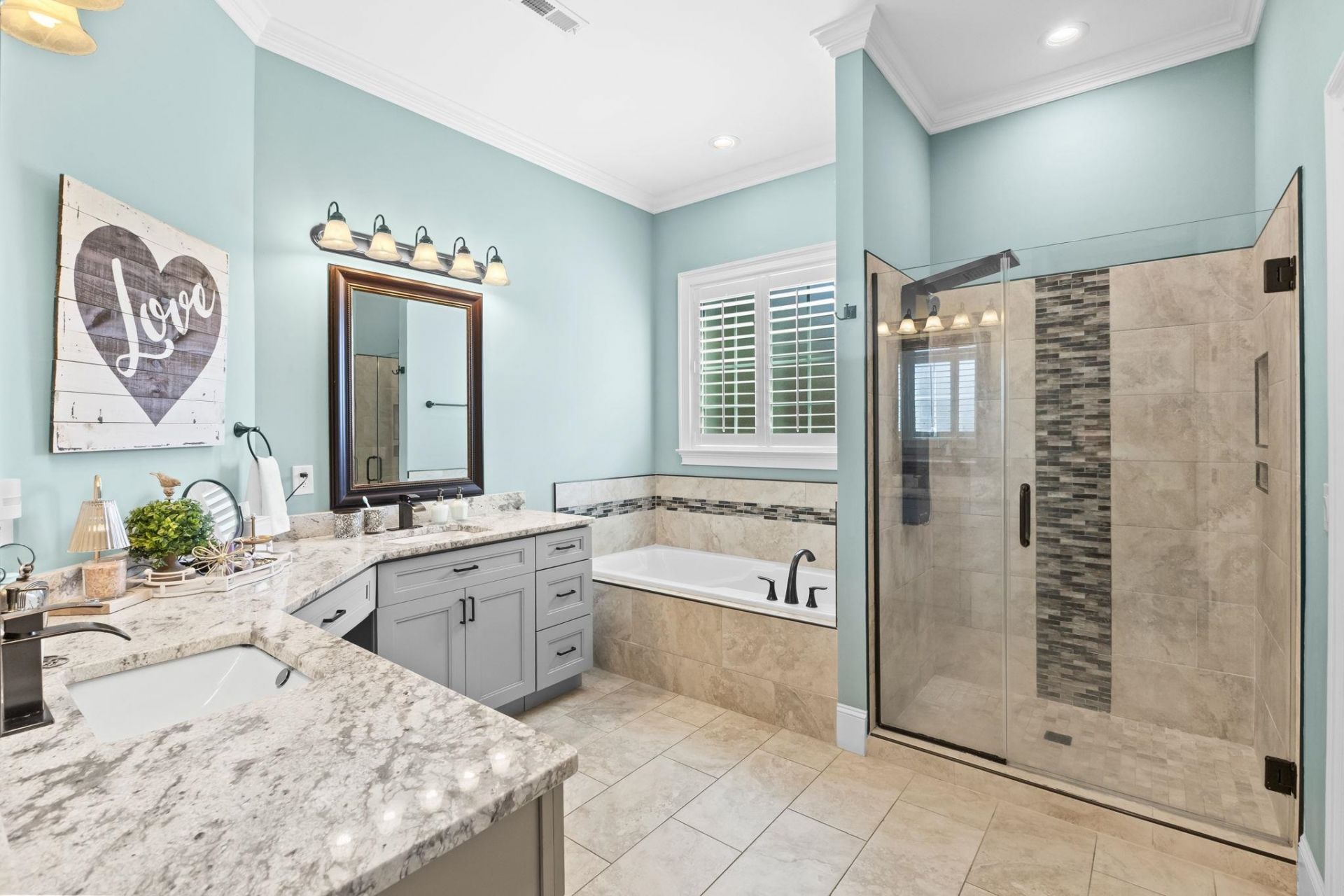 900 Berwick Ln.  Photo 45