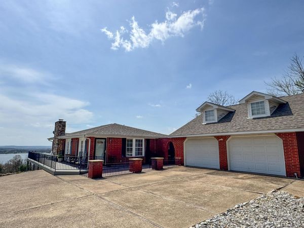 2009 Michigan Ave, Horseshoe Bend, AR 72512