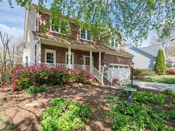 6 Brookglen Lane , Greensboro, NC 27410