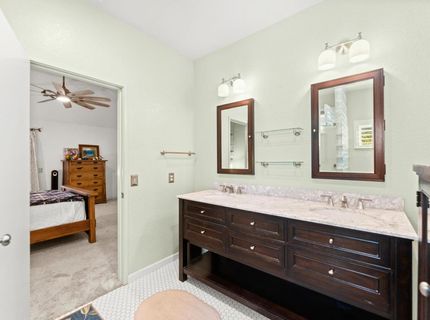 8833 Mountbatten Way, Elk Grove, CA 95624 Photo