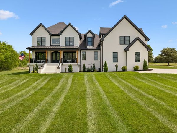 4223 Ironwood Dr, Greenbrier, TN 37073