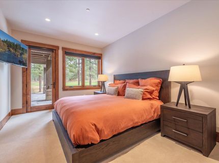 7705 Lahontan Drive, Truckee, CA 96161 Photo