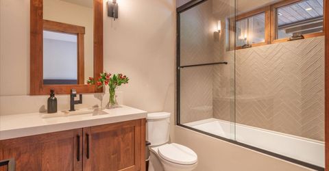 7705 Lahontan Drive, Truckee, CA 96161 Photo