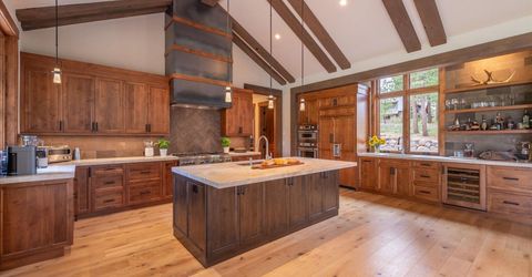 7705 Lahontan Drive, Truckee, CA 96161 Photo