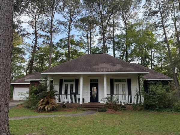 228 S ESTATE Drive , Mandeville, LA 70448
