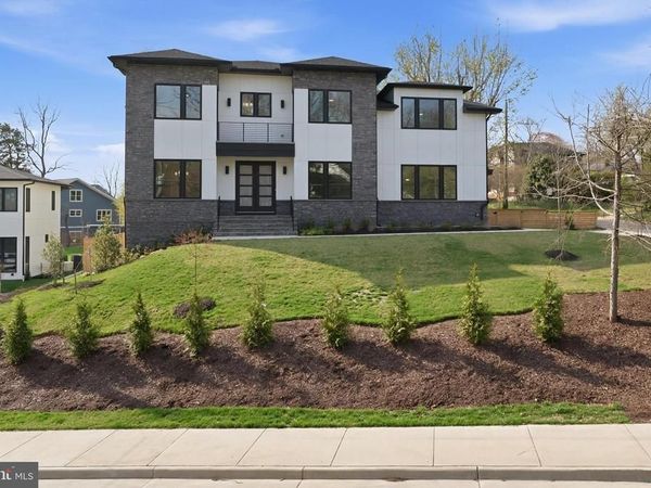 6511 IVY HILL DRIVE, MCLEAN, VA 22101