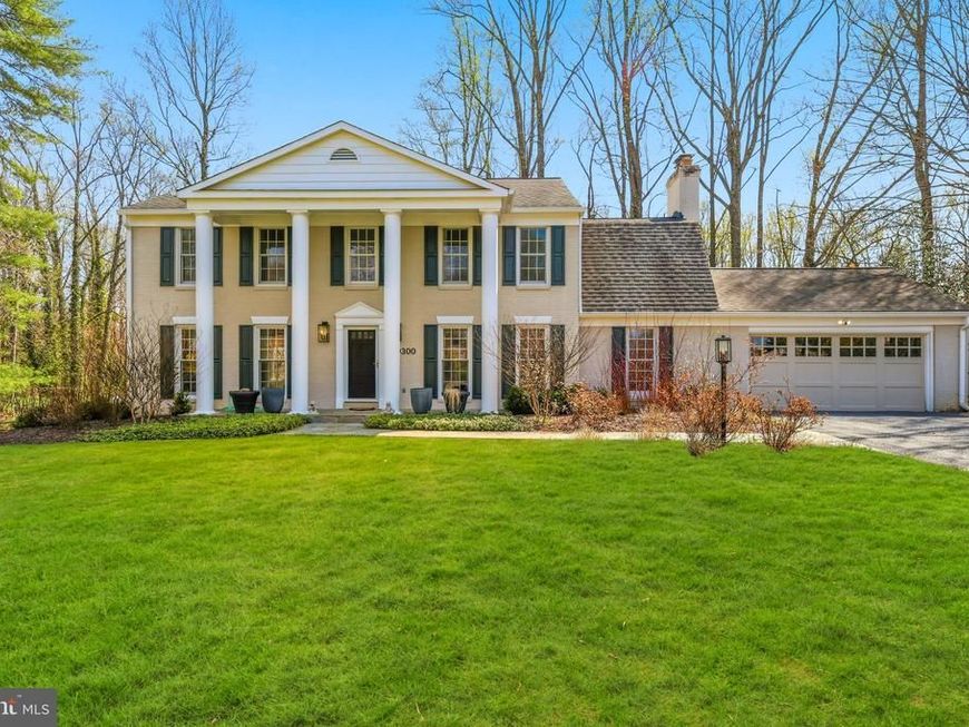 10300 Crown Point Court, Potomac, MD 20854 Main Photo