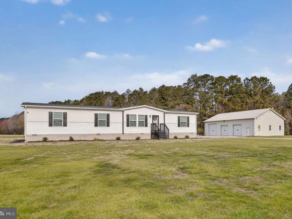 1013 BUCK HARBOR ROAD, POCOMOKE CITY, MD 21851