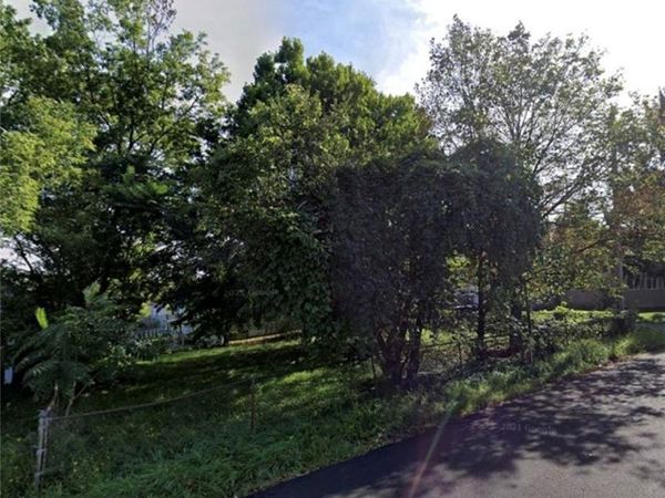 Galster Avenue, Syracuse, NY 13206