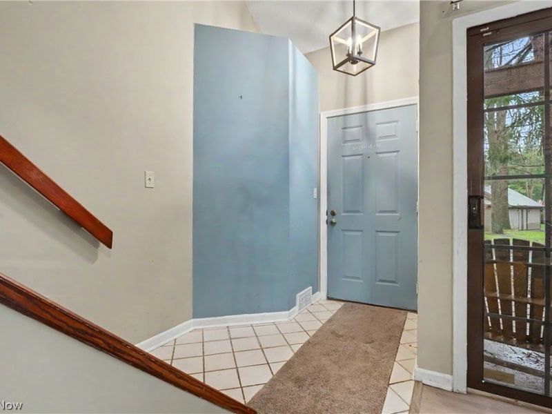 1323 Red Tail Hawk Court, Unit 4, Youngstown, OH 44512 Photo 11