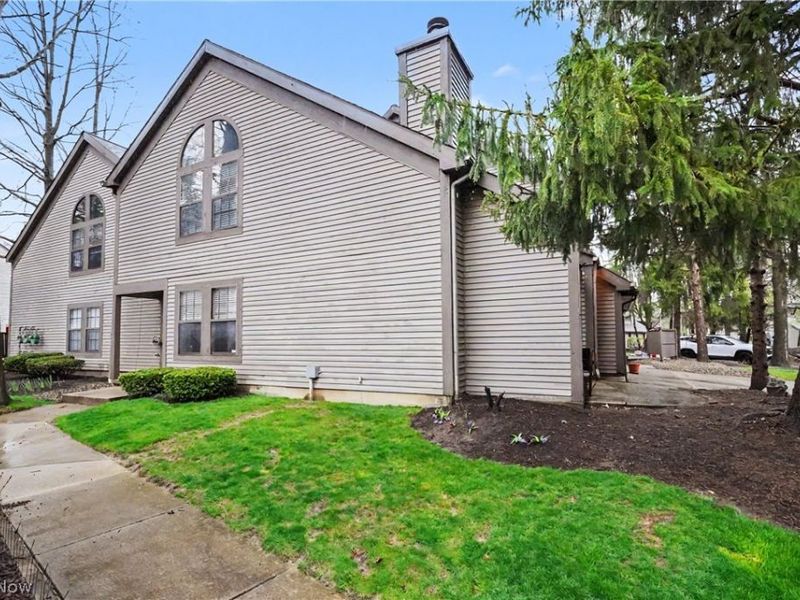 1323 Red Tail Hawk Court, Unit 4, Youngstown, OH 44512 Photo 30