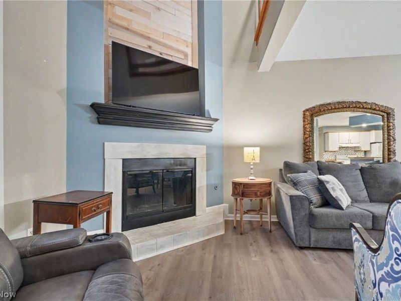 1323 Red Tail Hawk Court, Unit 4, Youngstown, OH 44512 Photo 6