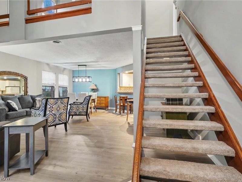 1323 Red Tail Hawk Court, Unit 4, Youngstown, OH 44512 Photo 9