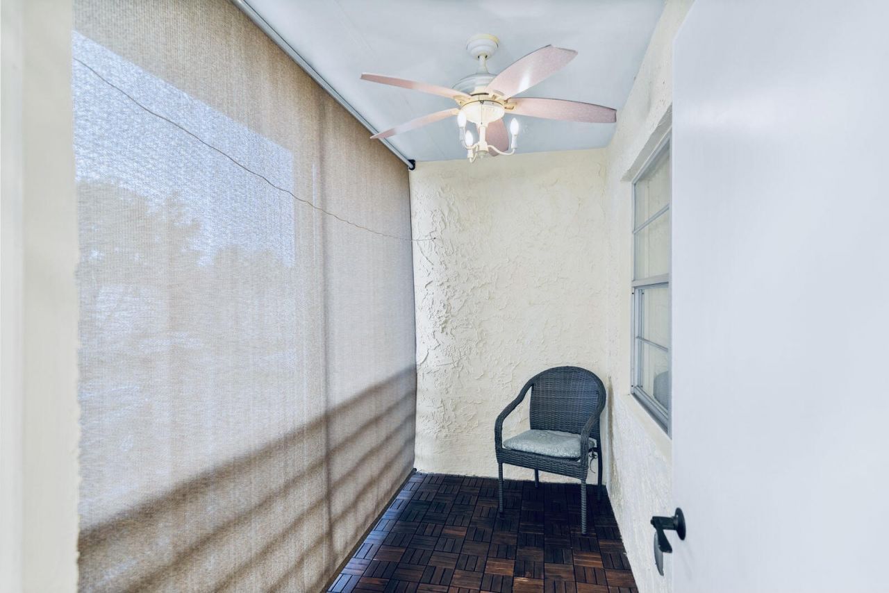 129 Lake Carol Drive, Unit 129, West Palm Beach, FL 33411 Photo
