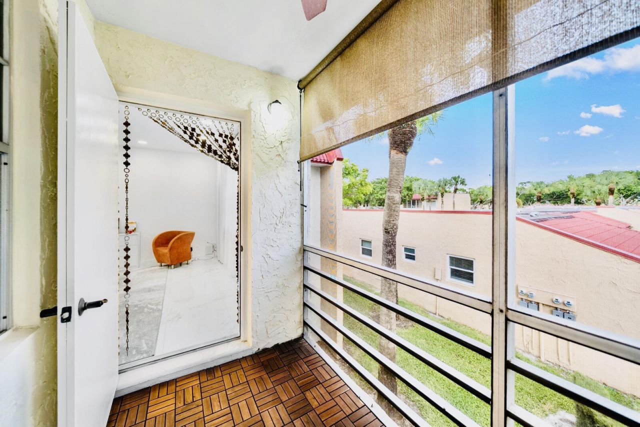 129 Lake Carol Drive, Unit 129, West Palm Beach, FL 33411 Photo