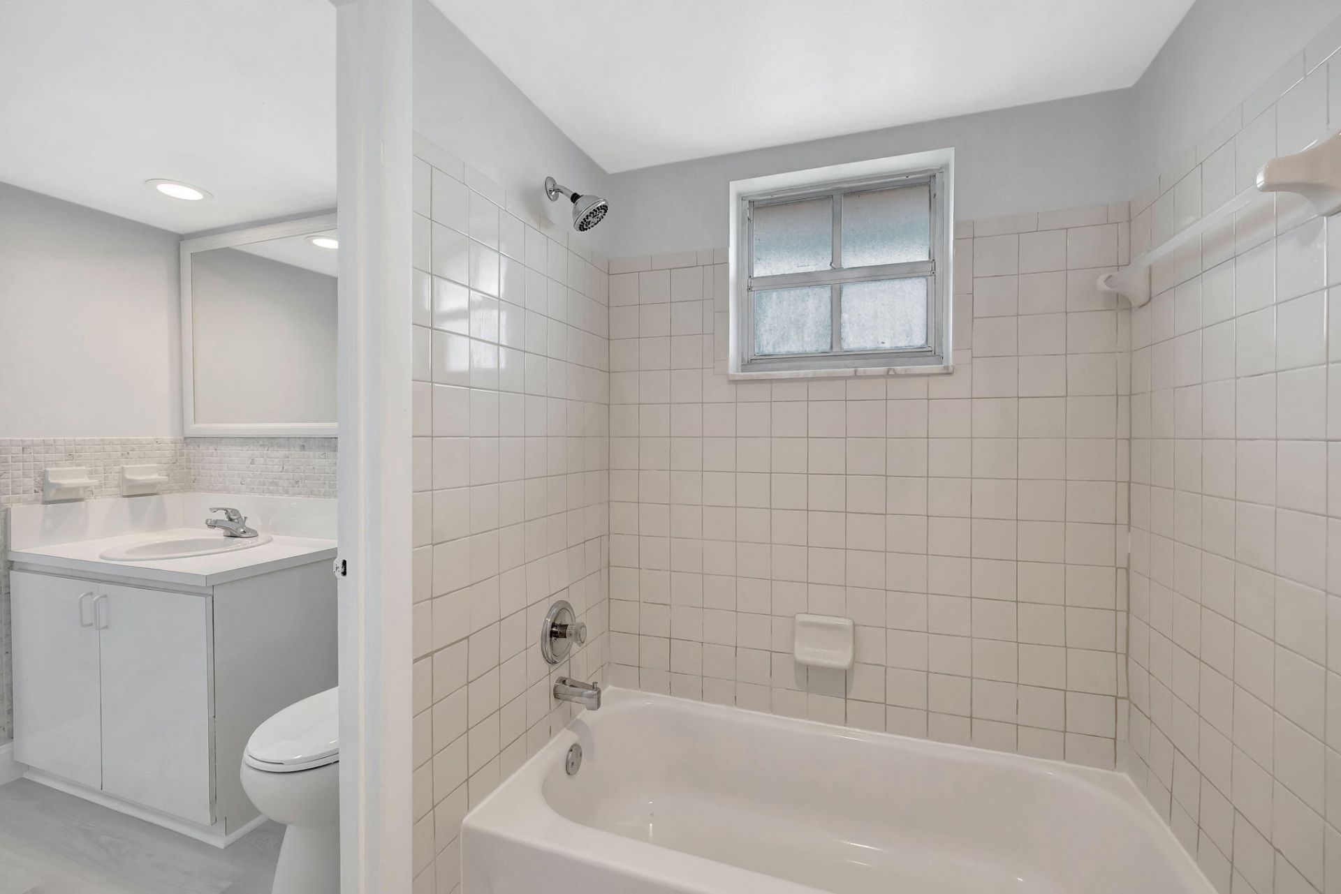 1407 NE 56th Street, Unit 408, Fort Lauderdale, FL 33334 Photo