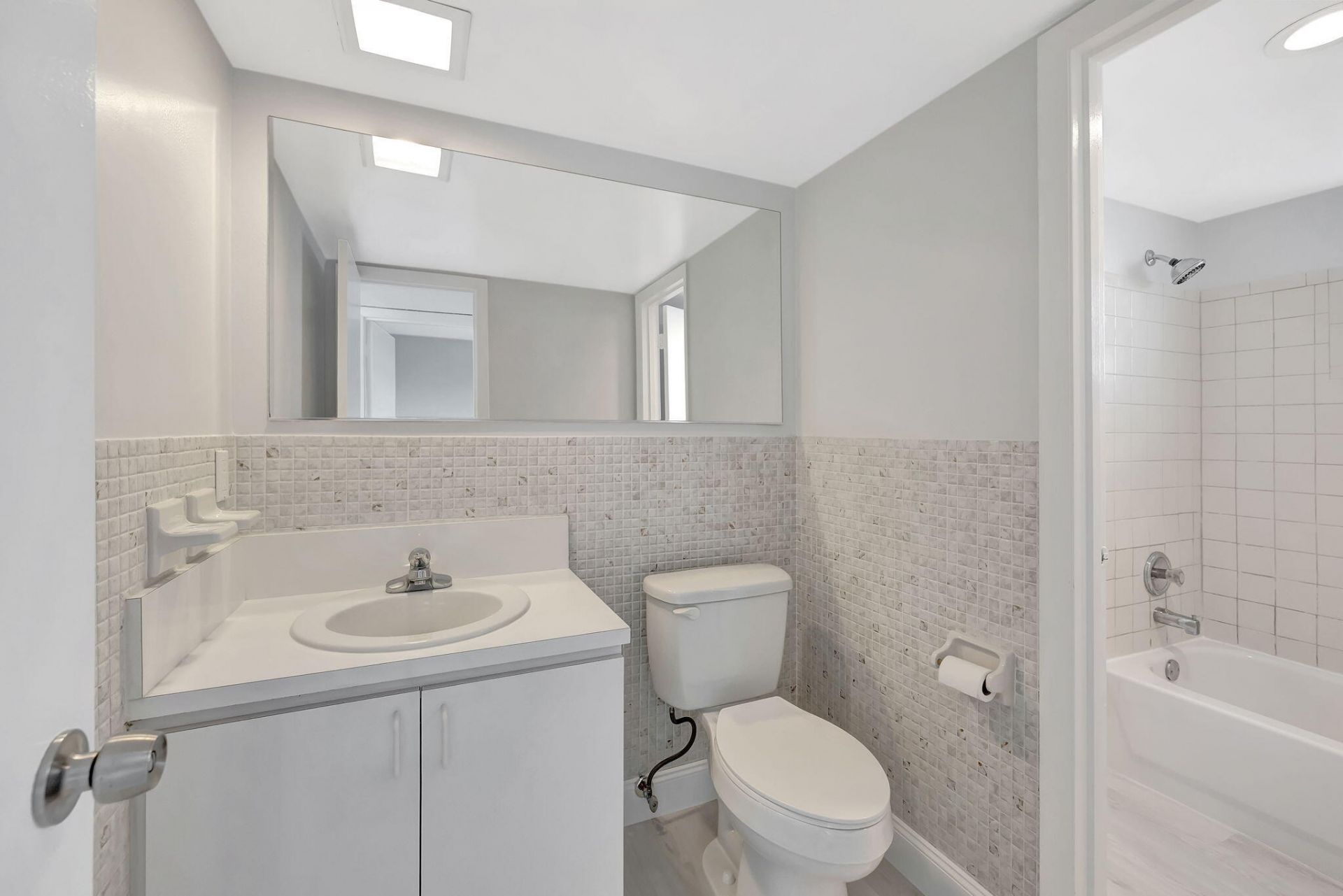 1407 NE 56th Street, Unit 408, Fort Lauderdale, FL 33334 Photo