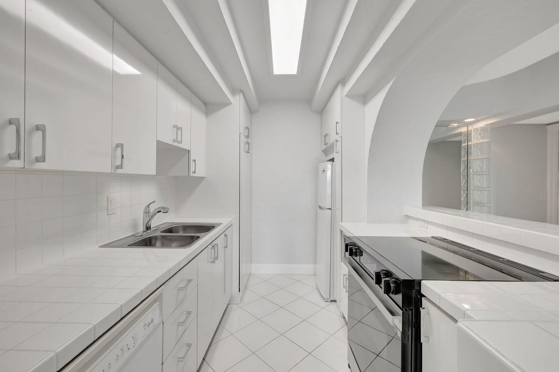 1407 NE 56th Street, Unit 408, Fort Lauderdale, FL 33334 Photo