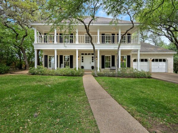 2900 Angelfire LN, Austin, TX 78746