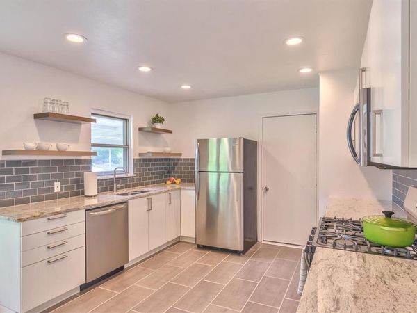 8107 Lazy LN , Austin, TX 78757