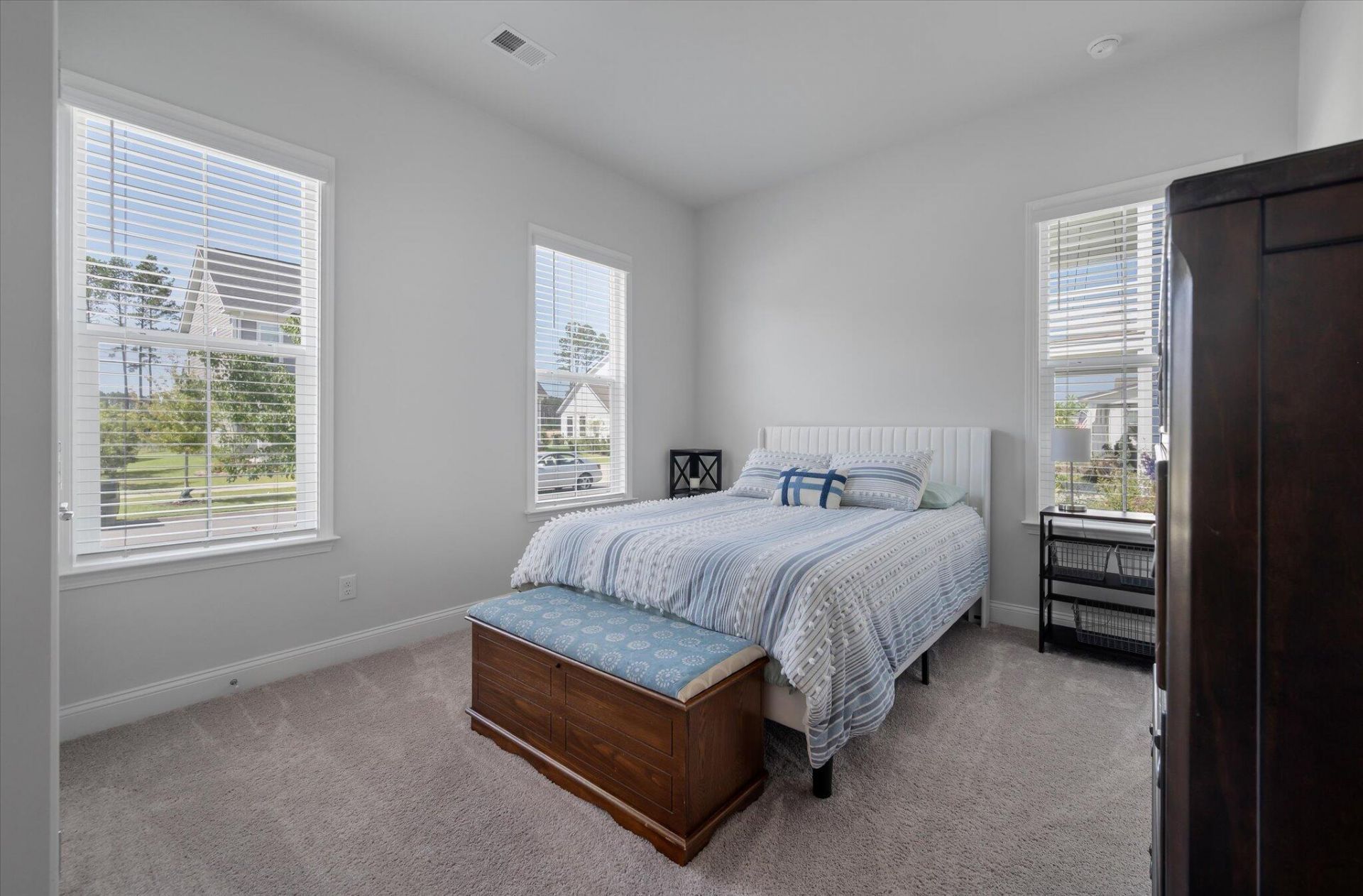 430 Ripple Park Drive Photo 10