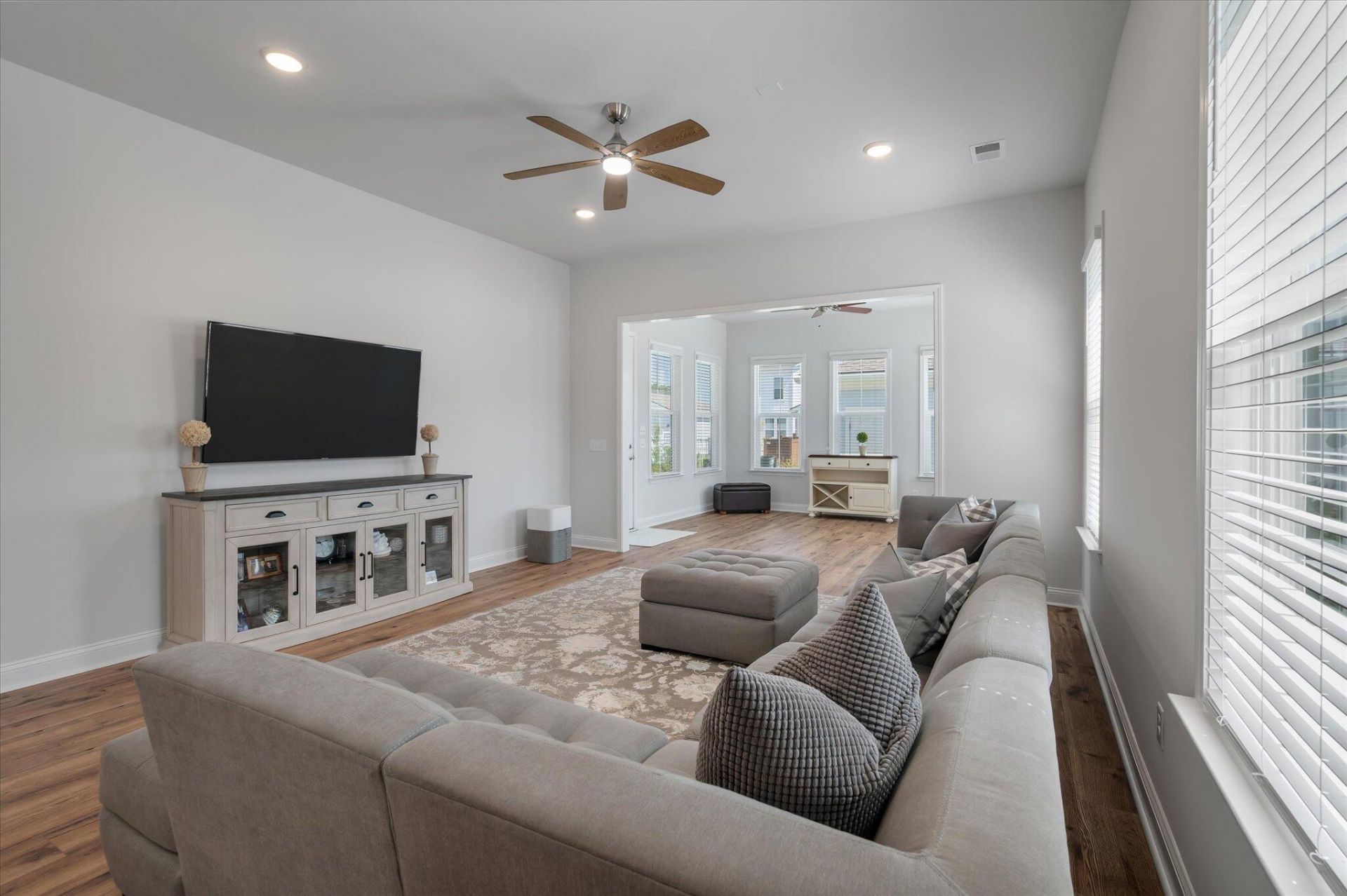 430 Ripple Park Drive Photo 17