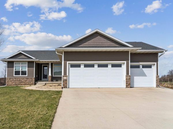 4419 Eden Way, Cedar Falls, IA 50613