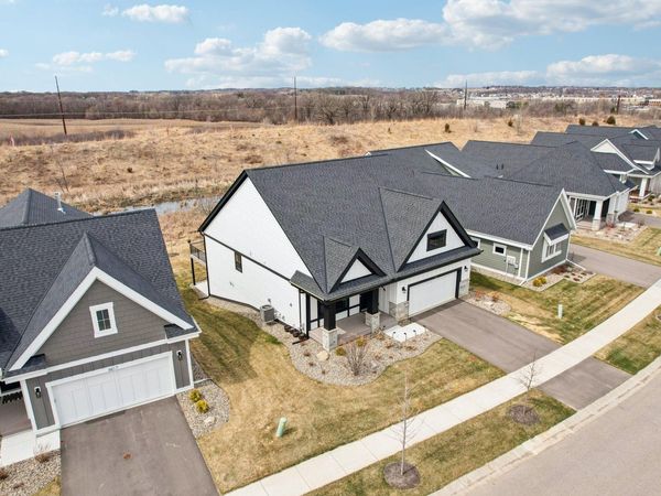 6621 Harvest Trail, Chaska, MN 55318