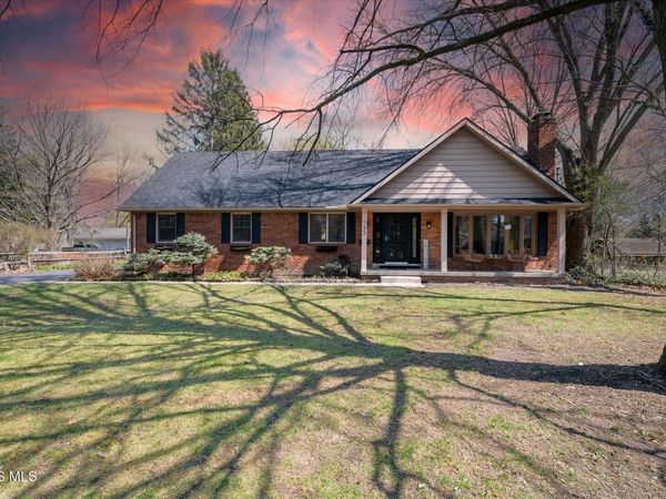 733 Findlay Street, Perrysburg, OH 43551