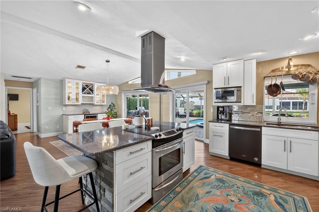 2317 SE 27th Ter , Cape Coral, FL 33904 Photo