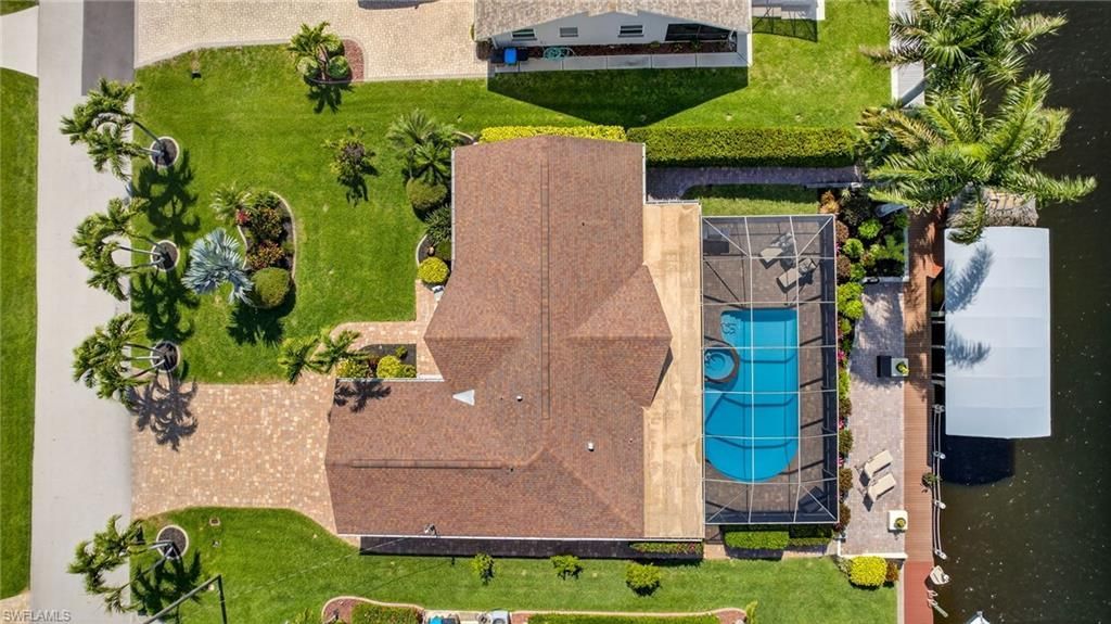 2317 SE 27th Ter , Cape Coral, FL 33904 Photo