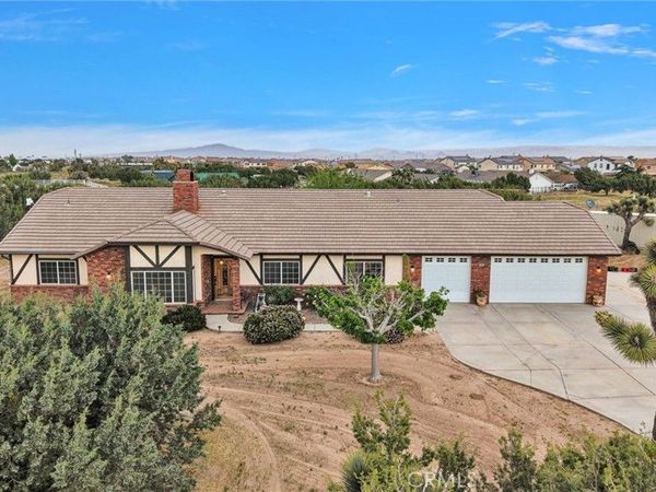 12830 Cedar, Hesperia, CA 92344