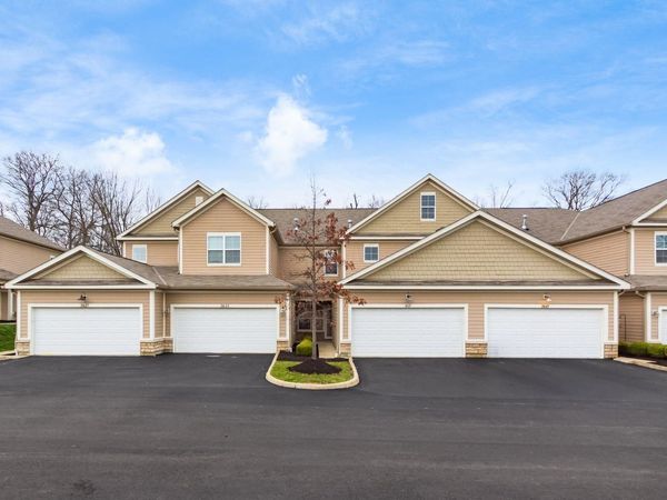 3637 Birkland Circle , Lewis Center, OH 43035