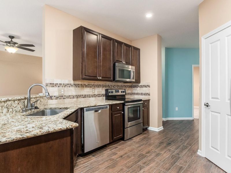 3637 Birkland Circle , Lewis Center, OH 43035 Photo 15