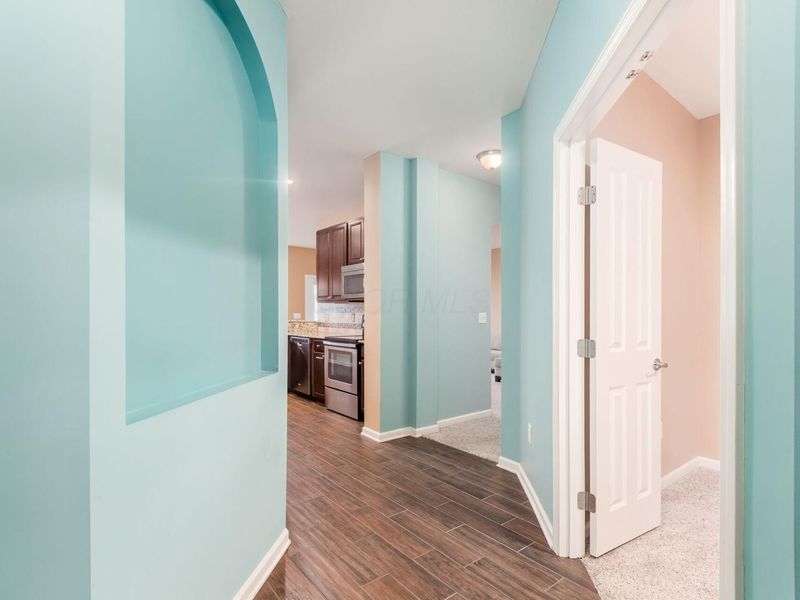 3637 Birkland Circle , Lewis Center, OH 43035 Photo 4