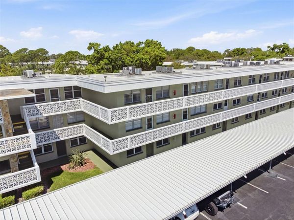 4890 BAY STREET NE, Unit 326, ST PETERSBURG, FL 33703