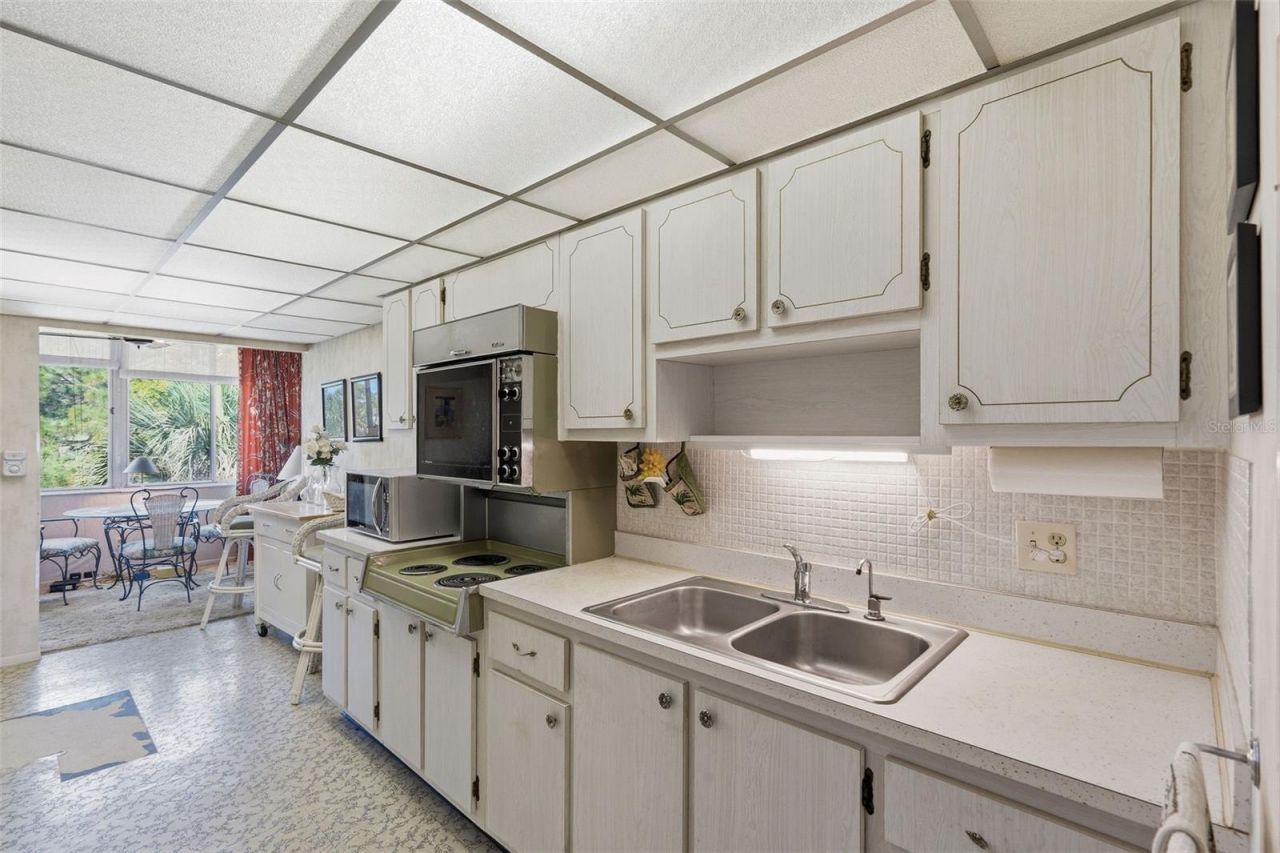 4890 Bay Street Ne, Unit 326, Saint Petersburg, FL 33703 Photo