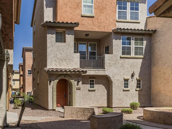 2026 N 78TH Glen, Phoenix, AZ 85035