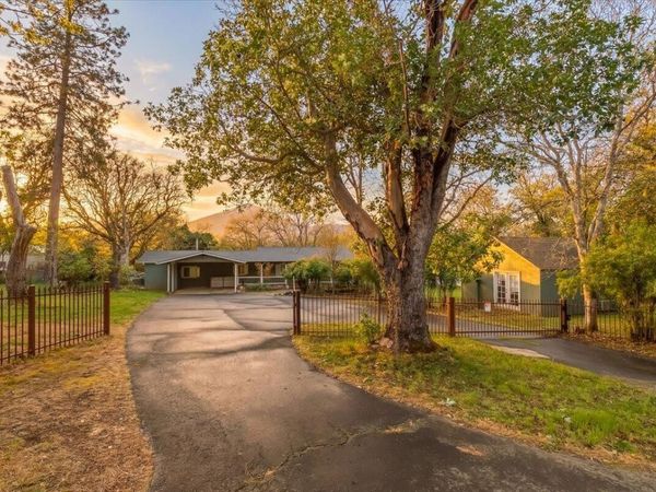 84 Haven Road, Jacksonville, OR 97530