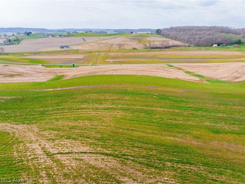 N American Road NW, Dover, OH 44622 Photo 5