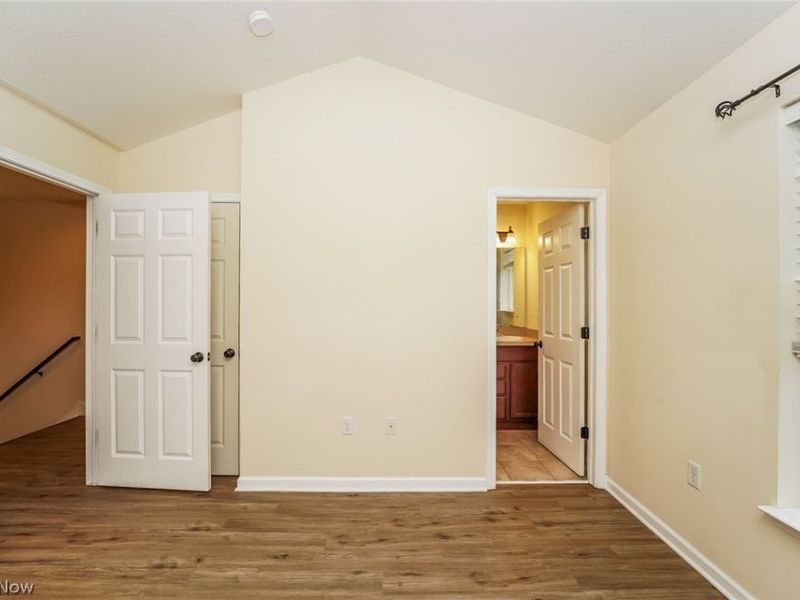 39 Grandview Drive , Rocky River, OH 44116 Photo 8