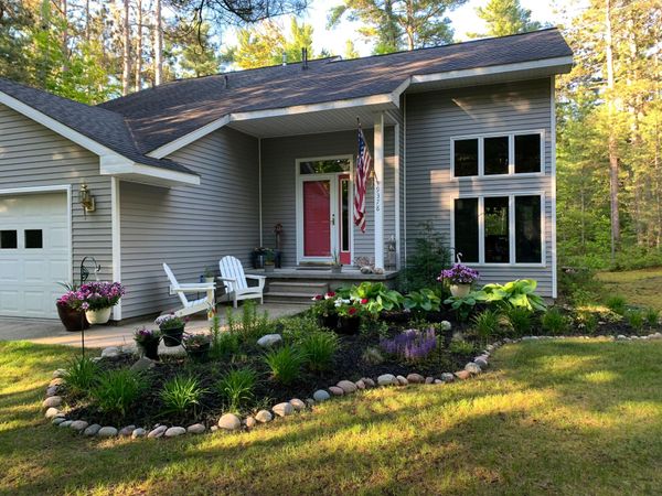9378 Manderson Drive, Cheboygan, MI 49721