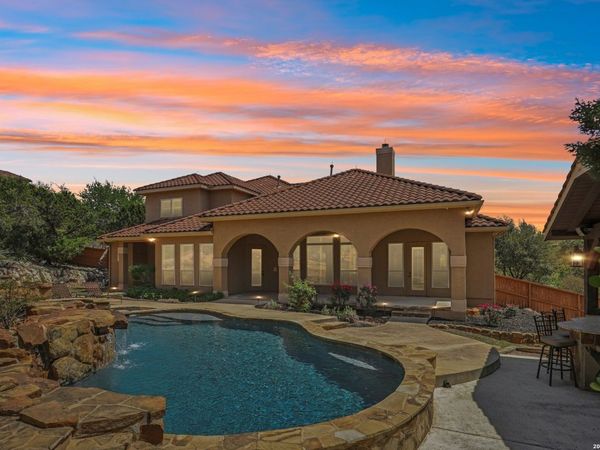 315 Santa Domingo, Helotes, TX 78023