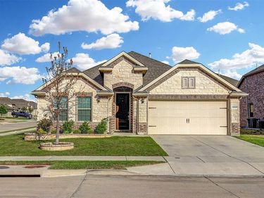 14601 Little Water Drive, Fort Worth, TX 76052